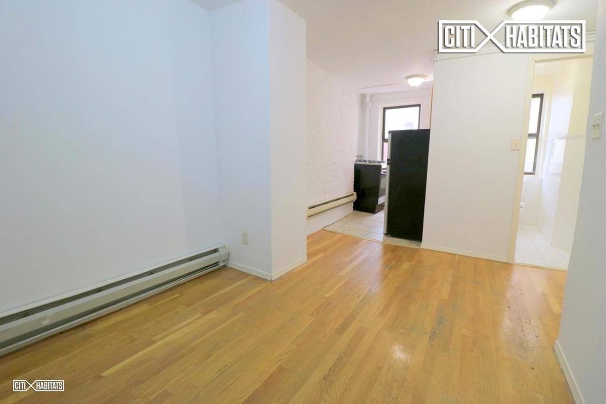 Primary Photo - 177 Delancey St
