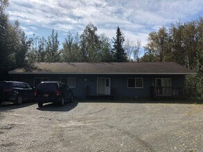 Building Photo - 1730 W Melanie Ave