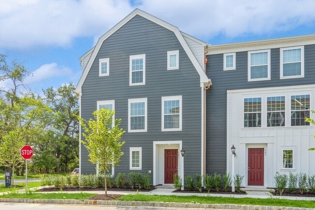 Photo - 701 Halcyon Ln Townhome