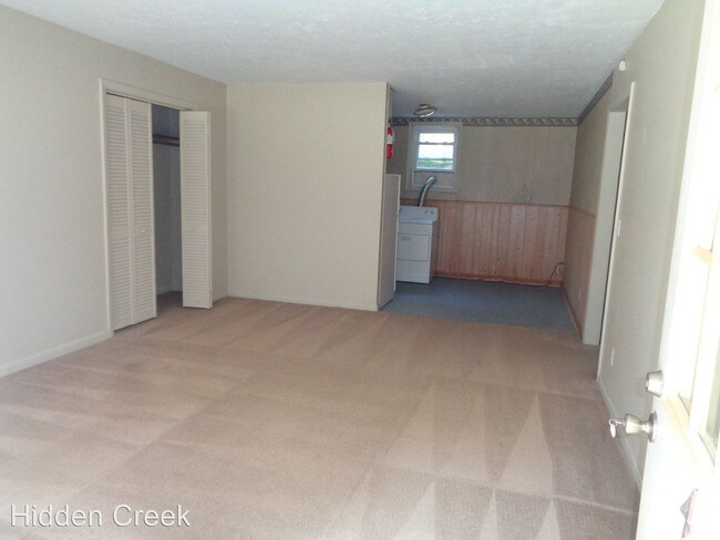 Building Photo - 538 Stadium Dr