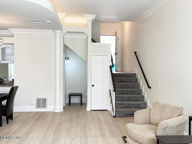 Foto del edificio - 3121 E Hillcrest Dr