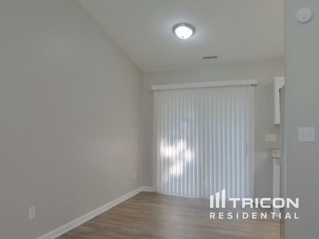 Foto del edificio - 6009 Brick Landing Dr