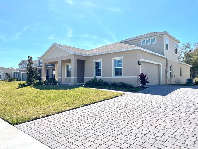 Foto del edificio - Move In June 16th! Brand New Construction ...
