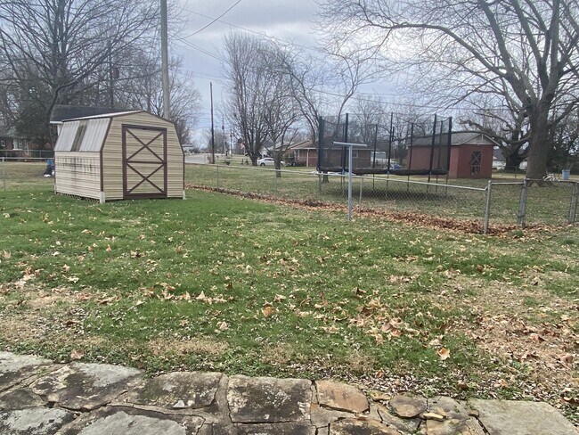 Foto del edificio - 3429 Leland Cir