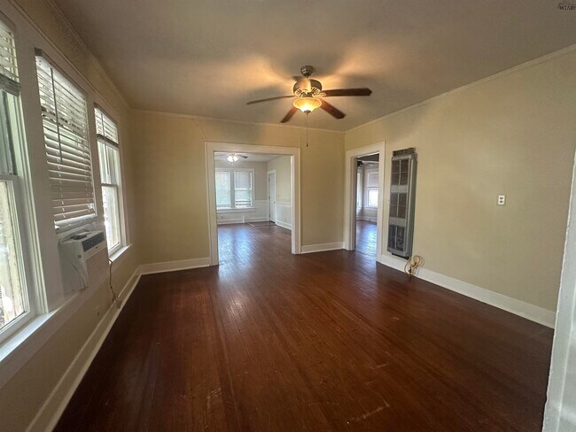 Foto del edificio - 1629 Dayton Ave
