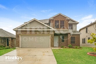 Building Photo - 1013 DUMFRIES Dr