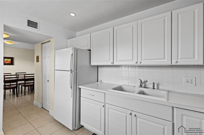 Building Photo - 4191 NW 41st St