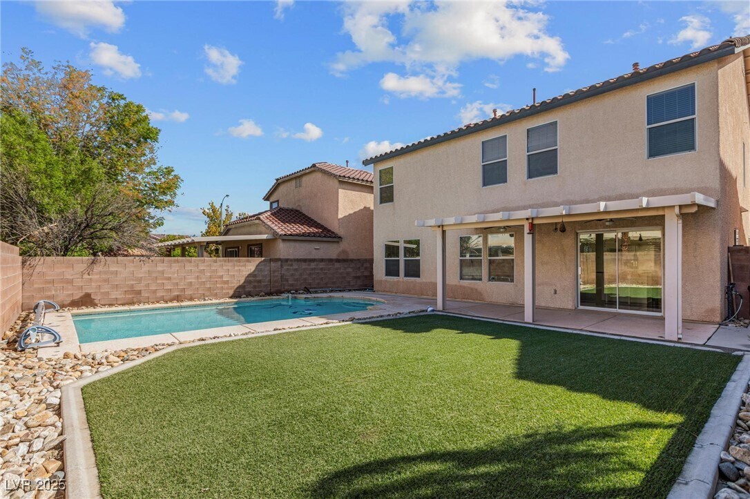 Foto principal - 11135 Alora St