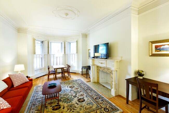 Foto del edificio - 387 Commonwealth Ave