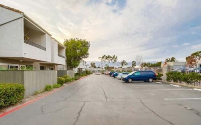 Foto del edificio - 3583 Ruffin Rd