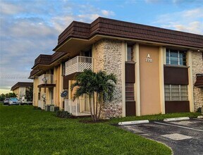 Building Photo - 7711 SW 56th St