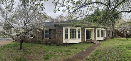 Building Photo - 3004 Grassland Meadows Ct