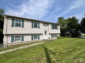 Building Photo - 146 Old Amherst Rd