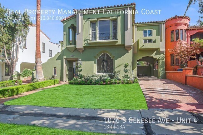 Building Photo - Gorgeous Spacious Spanish Style Upstairs A...