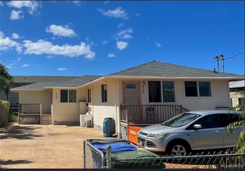 Primary Photo - 87-182-182 Holopono St