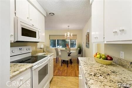 Foto del edificio - 1421 Midvale Ave