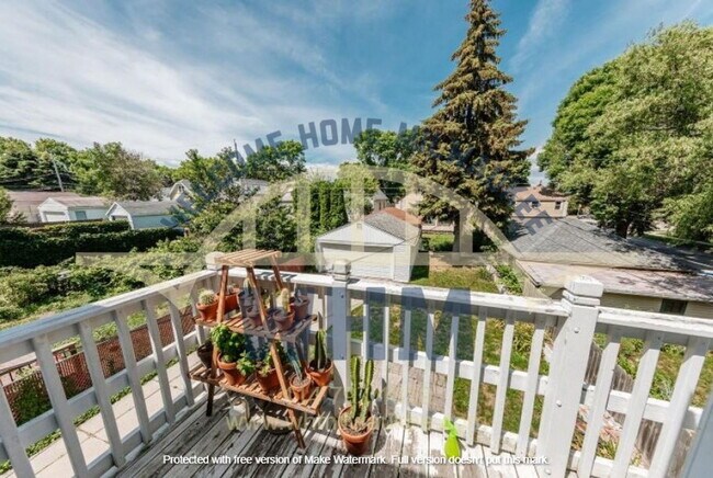 Building Photo - 3407 S Burrell St