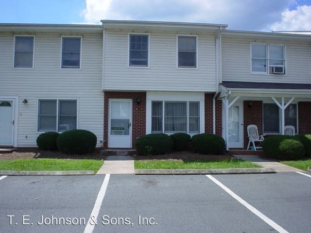 Foto principal - 2 br, 1.5 bath House - 180 Summit Street #10
