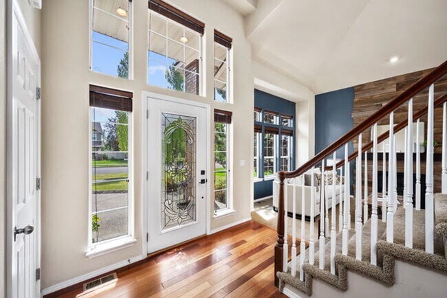 Building Photo - Strawberry Fields Neighborhood 4 bed 3 bath with office