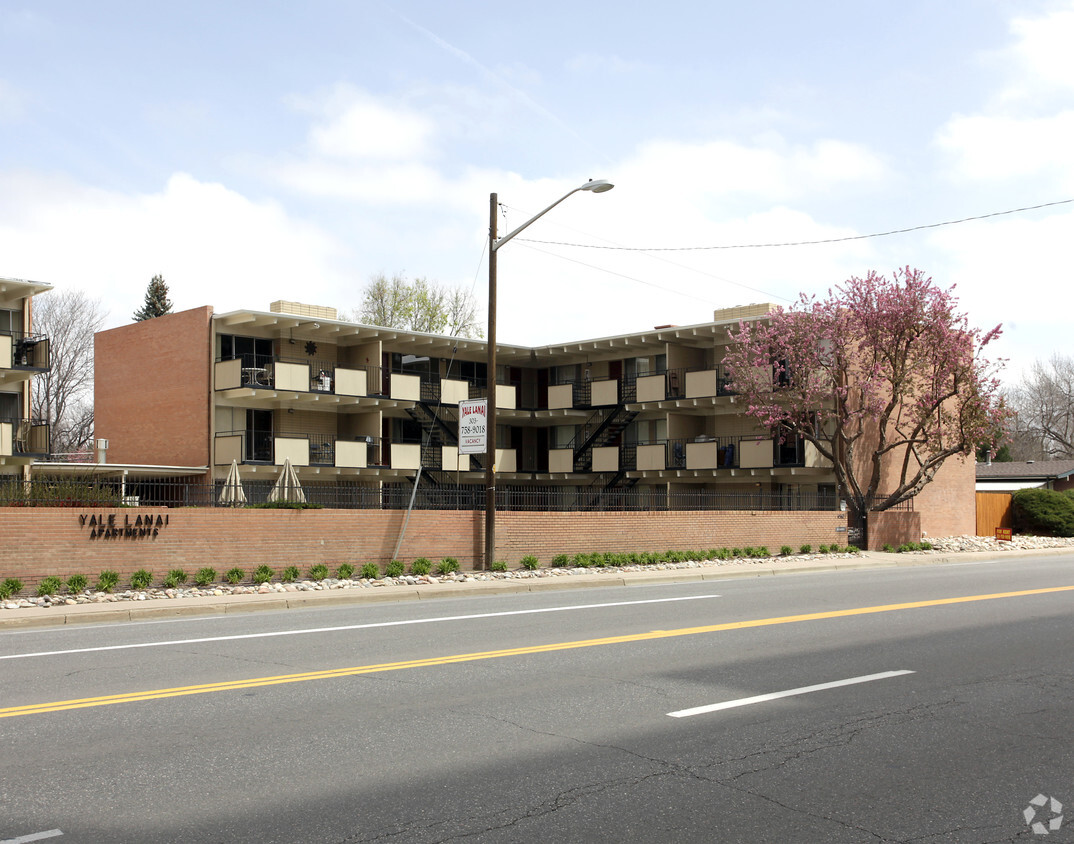 Primary Photo - Yale Lanai Apartments