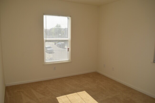 Foto del edificio - 5448 Waterville Way