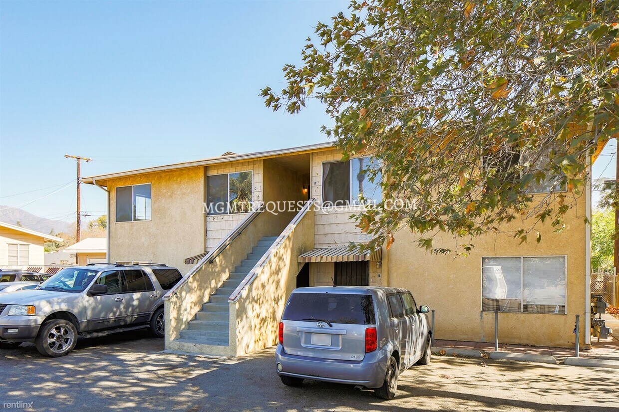 Foto principal - 2 br, 1 bath 4plex - 536 North 5th Street D