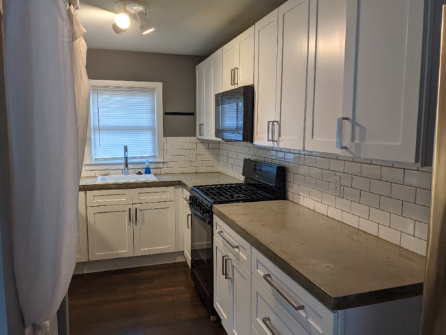 Building Photo - 2931 Glenwood Ave SE