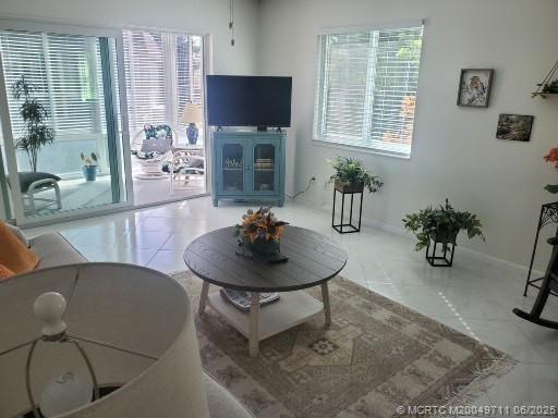 Foto del edificio - 2950 SE Ocean Blvd
