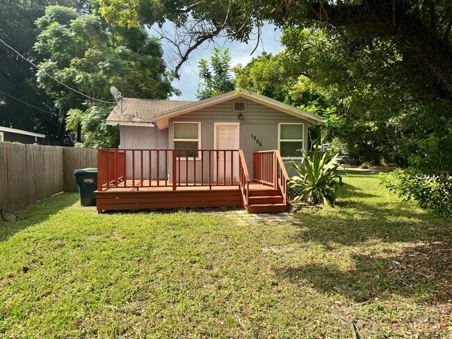 Building Photo - 2 Bedroom 1 Bath near Busch Garden