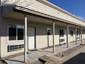 288 NW 1st St