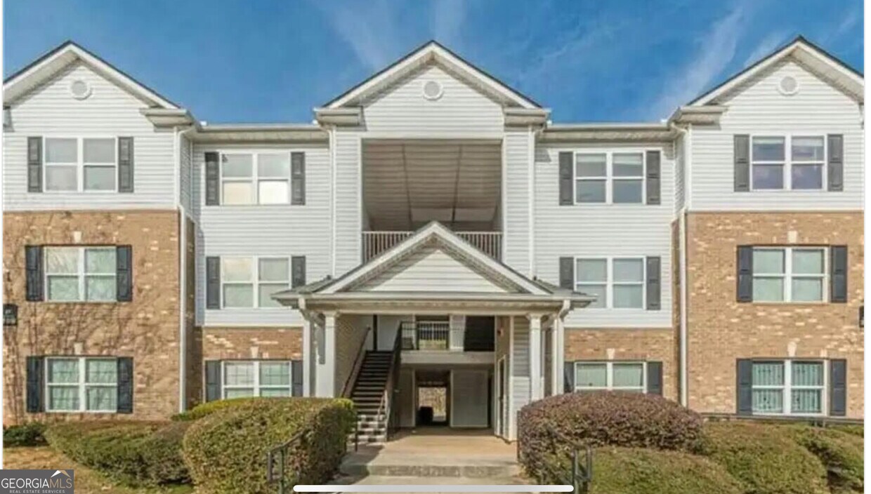 Foto principal - 10101 Waldrop Pl