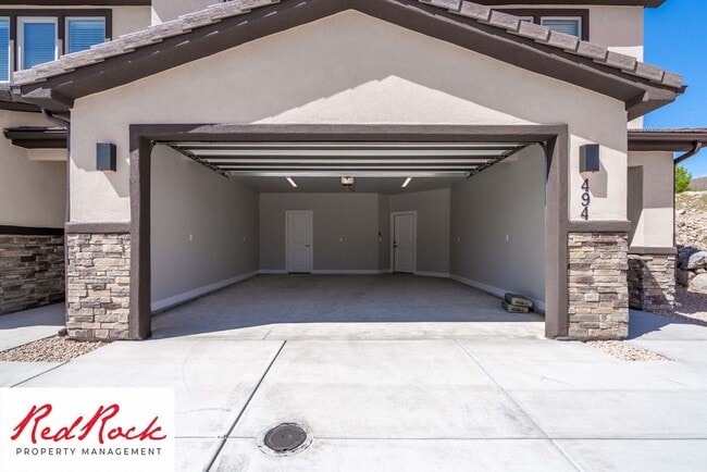 Building Photo - 494 N 530 W
