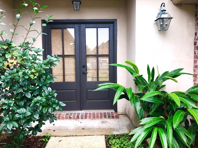 Foto del edificio - 112 Cherry Bark Ln