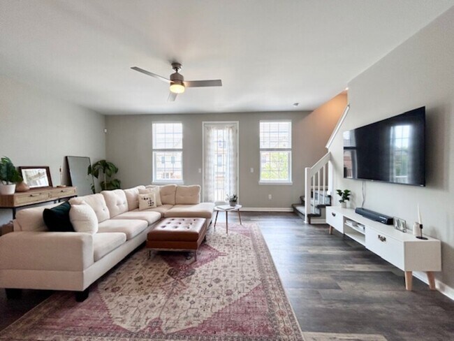 Building Photo - 5047 Paladin Drive
