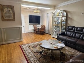 118 Swarthmore Terrace