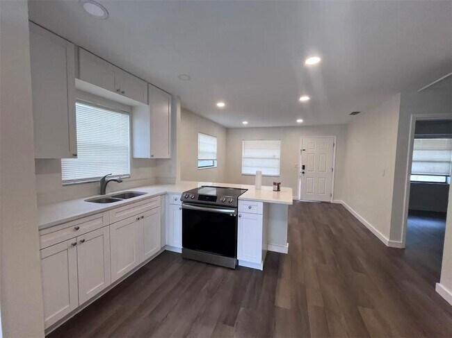 Foto del edificio - 1016 9th Ave NW