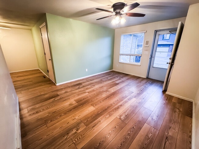 Photo - 220 E 8th Ave Townhome