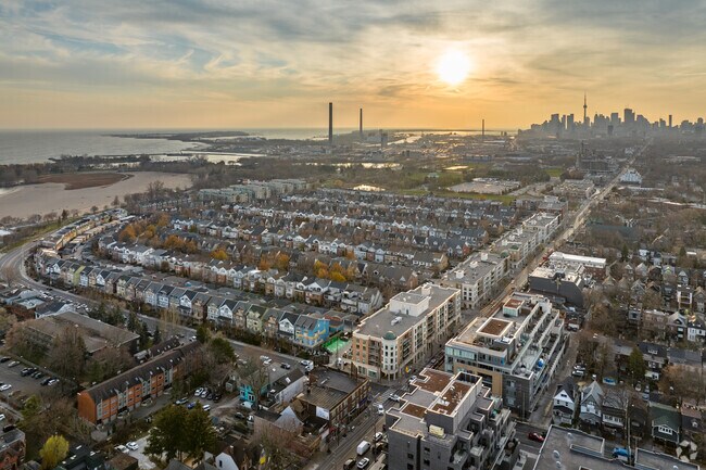 Photo aérienne - The Beach Condominiums 5