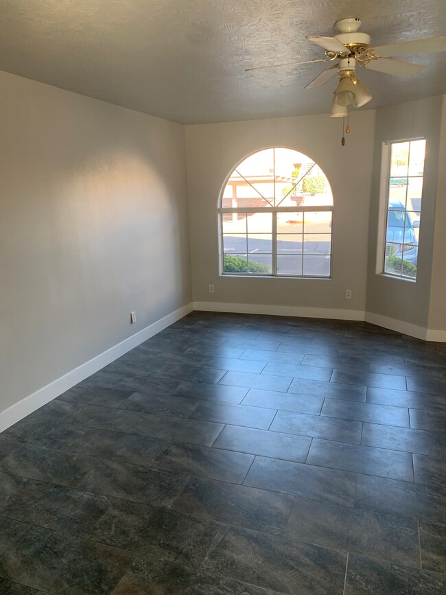 Building Photo - 1178 E 300 S