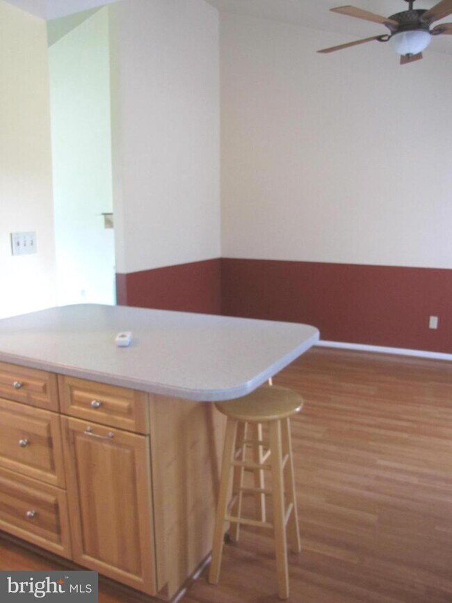 Building Photo - 8612 Castlemill Cir