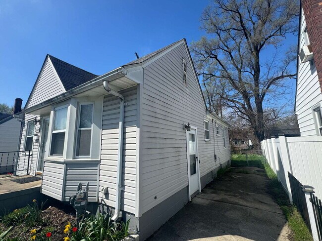 Foto del edificio - 20429 Monte Vista St