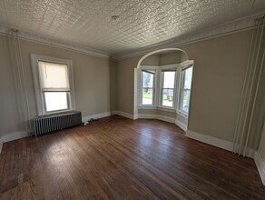 Building Photo - 31 Central Ave