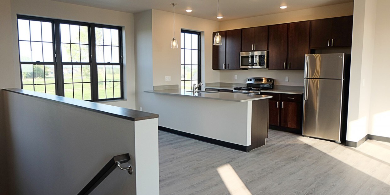 Foto principal - 1520 SW Westview Dr