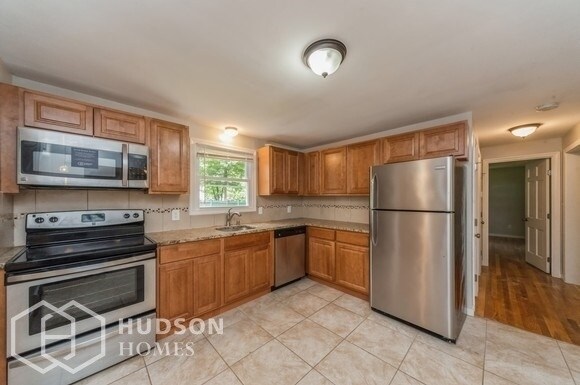 Building Photo - NOW AVAILABLE! 25 Hyder St, Westborough, M...