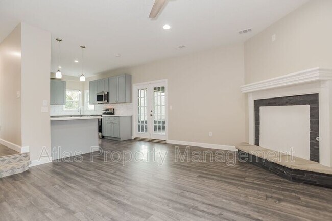 Building Photo - 17527 W 116th St