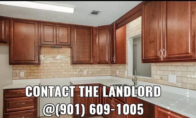 Building Photo - 599 Thomas McKeen St