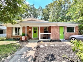Building Photo - 1105 Alegria Rd