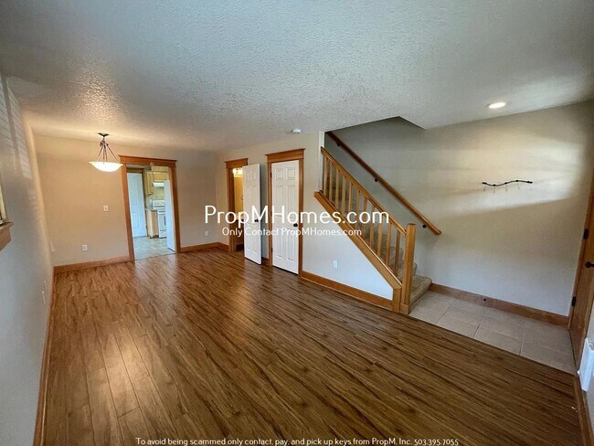 Foto del edificio - 2507 E Burnside St