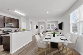 Building Photo - 13534 Luke Pr Ct
