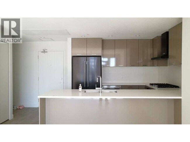 Photo du bâtiment - 3581 Ross Drive